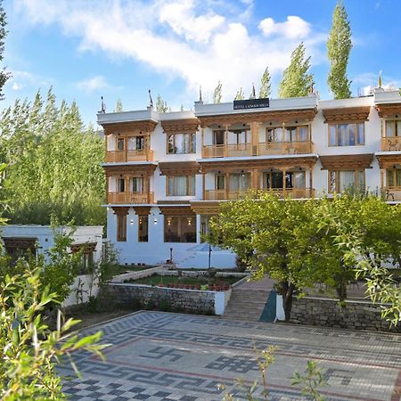 Hotel Ladakh Hills Лех Екстериор снимка
