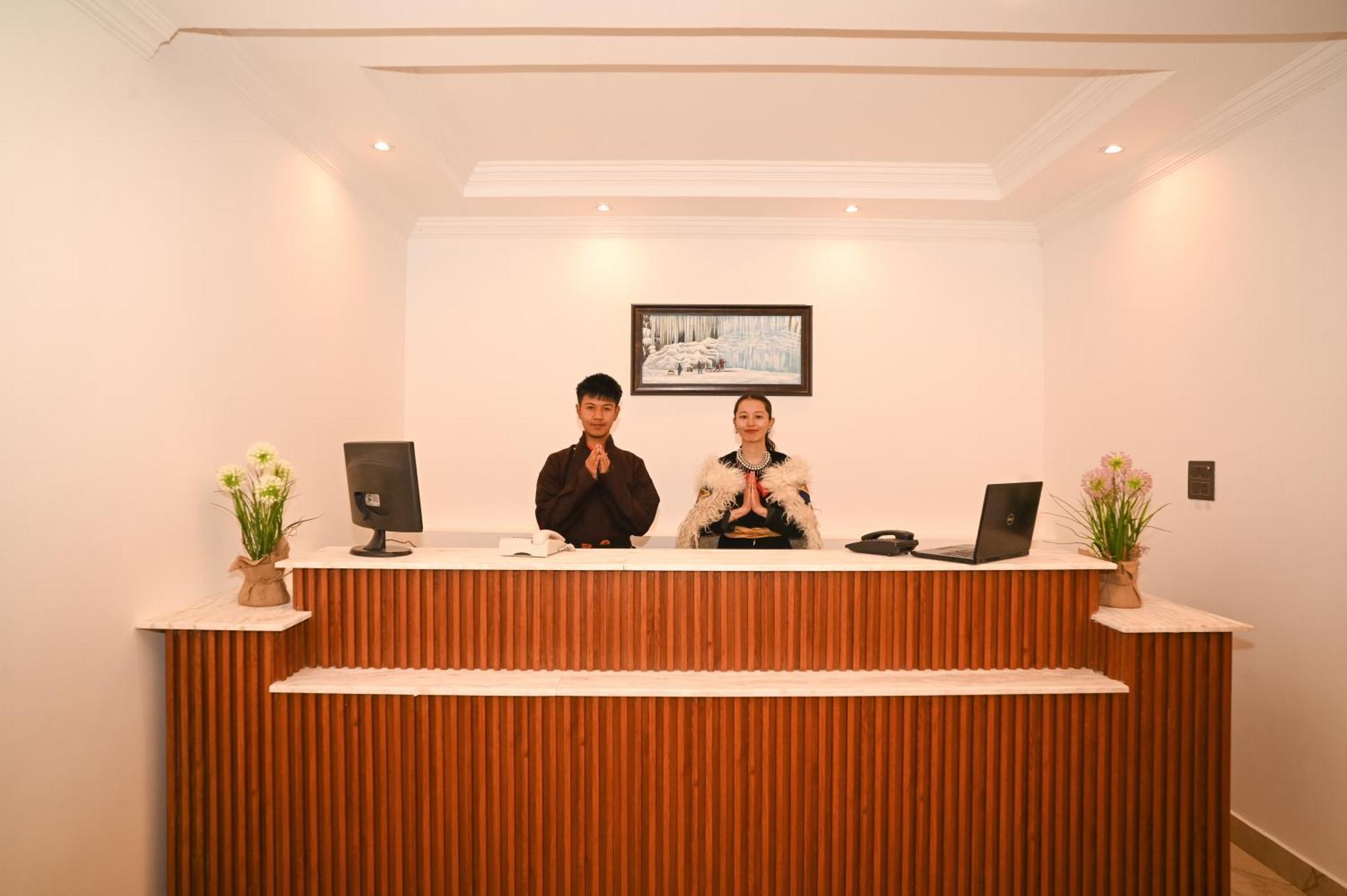 Hotel Ladakh Hills Лех Екстериор снимка