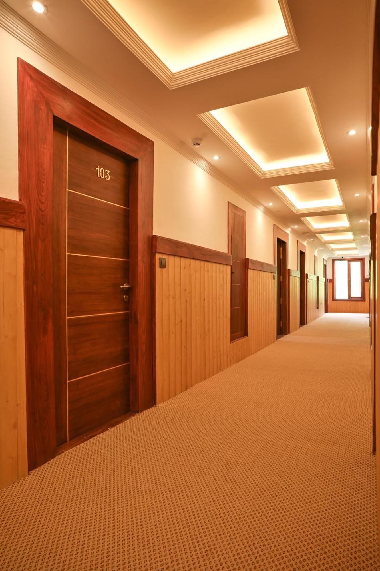 Hotel Ladakh Hills Лех Екстериор снимка