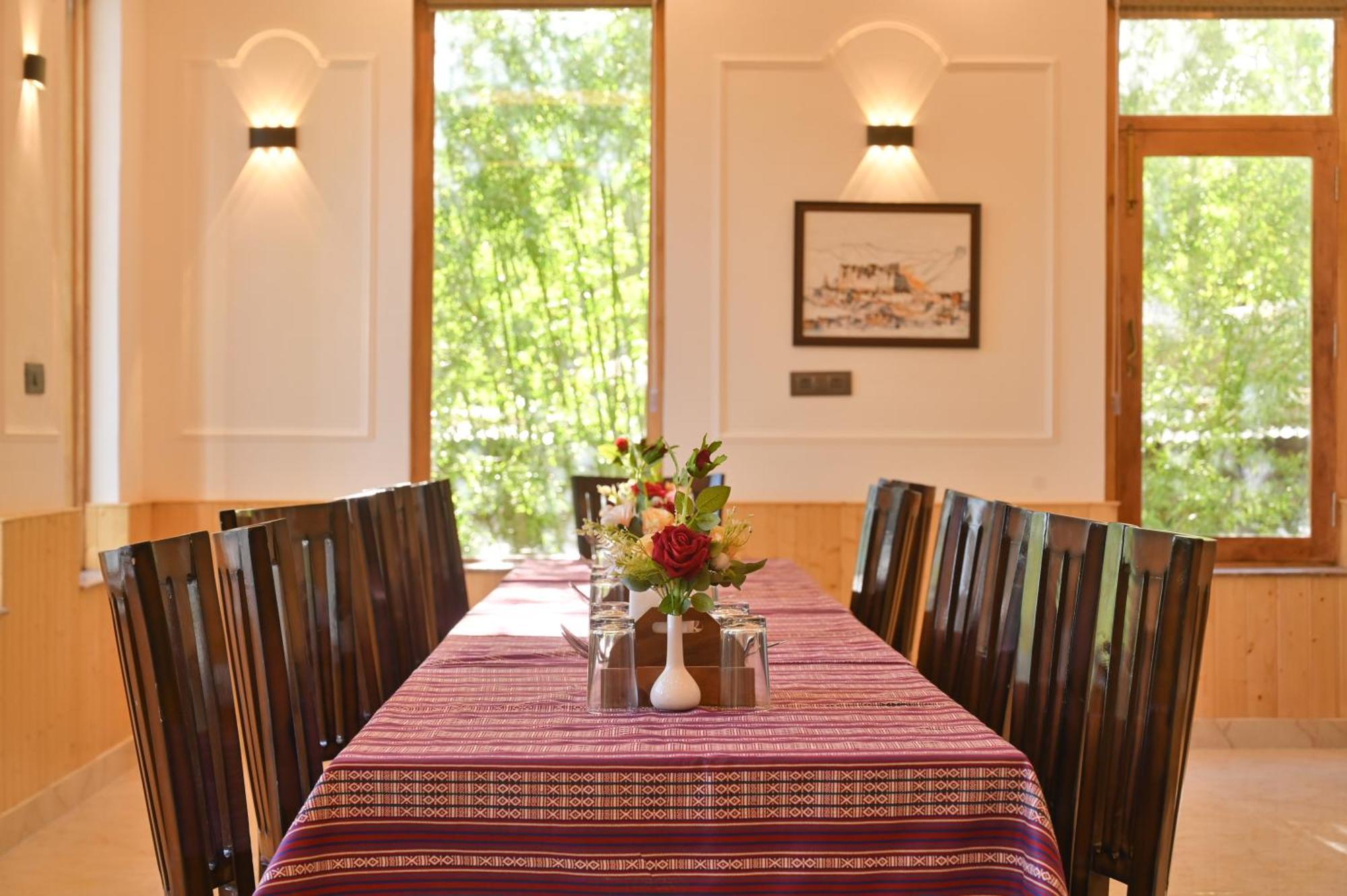 Hotel Ladakh Hills Лех Екстериор снимка